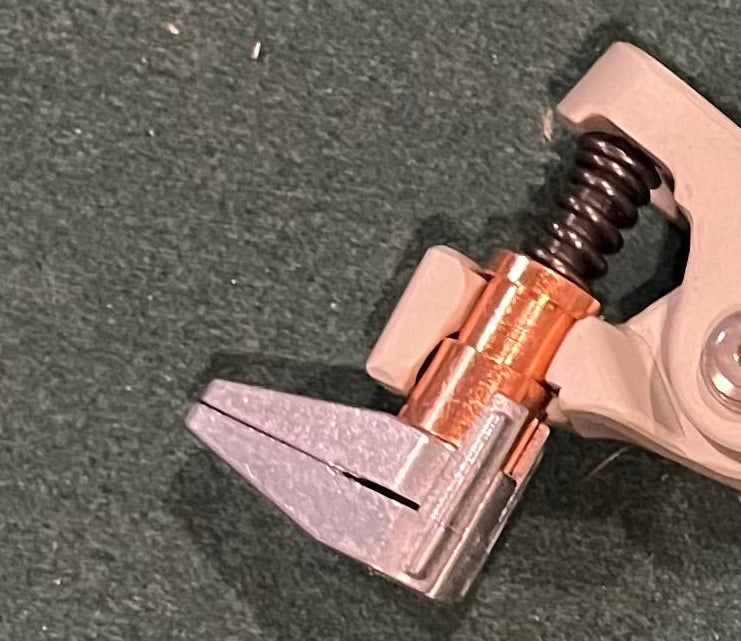 Side Grip Clamp 1" - Beak x 1/4" Opening