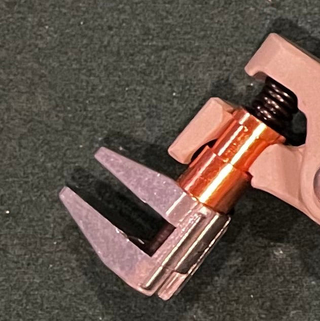Side Grip Clamp 1" - Beak x 1/4" Opening
