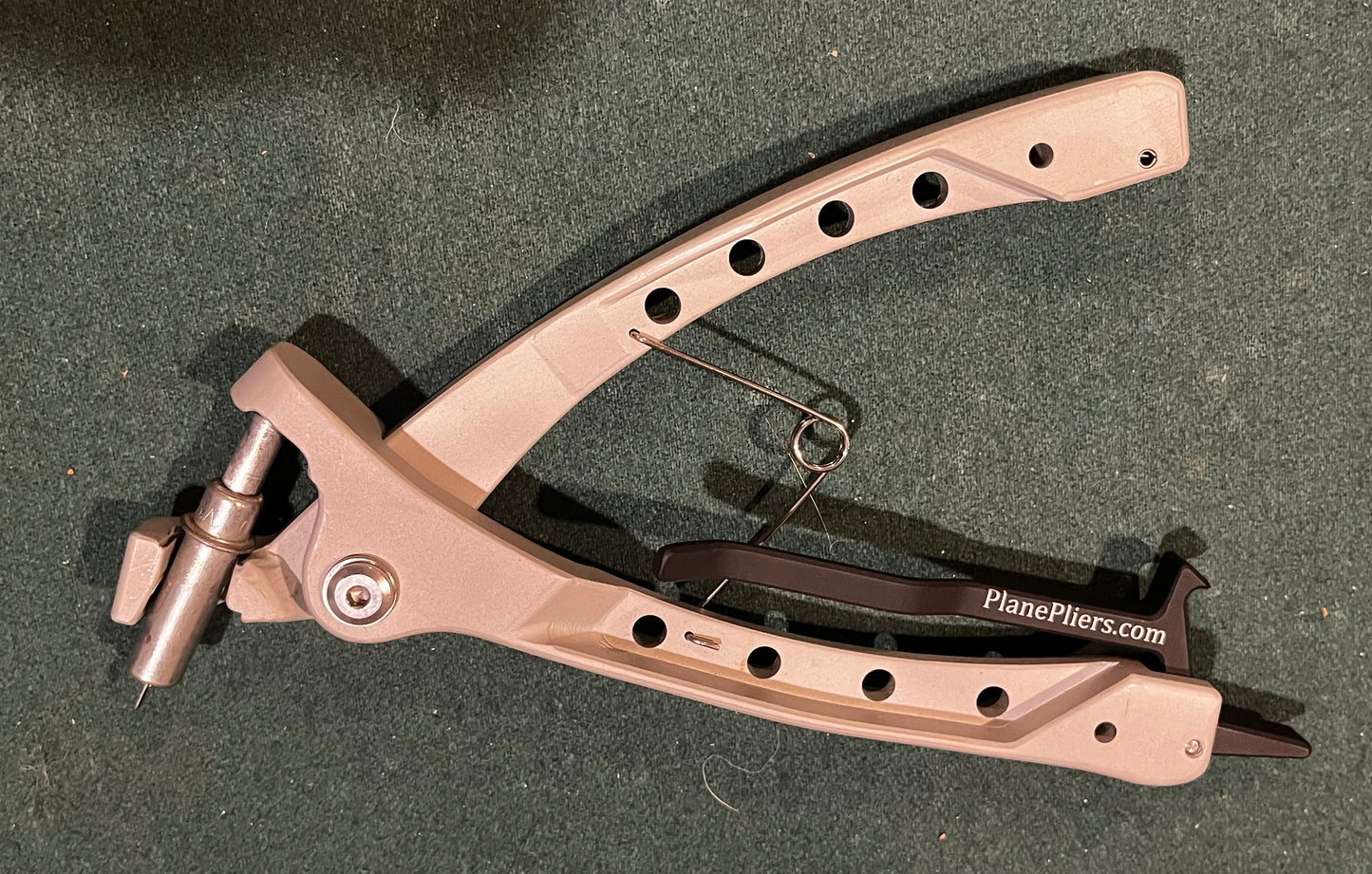 Latching Pliers